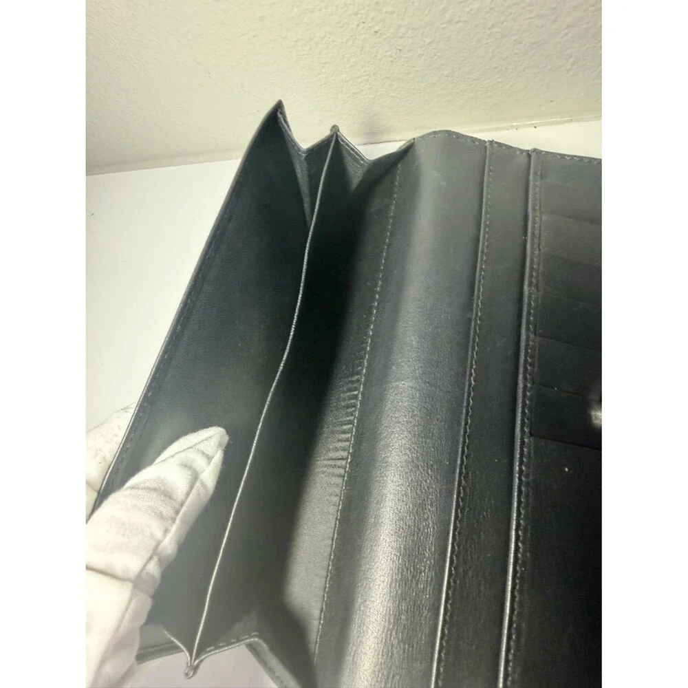 Black Leather Gucci Wallet with Silver 'G' Logo-COA included - Picture 6 of 16